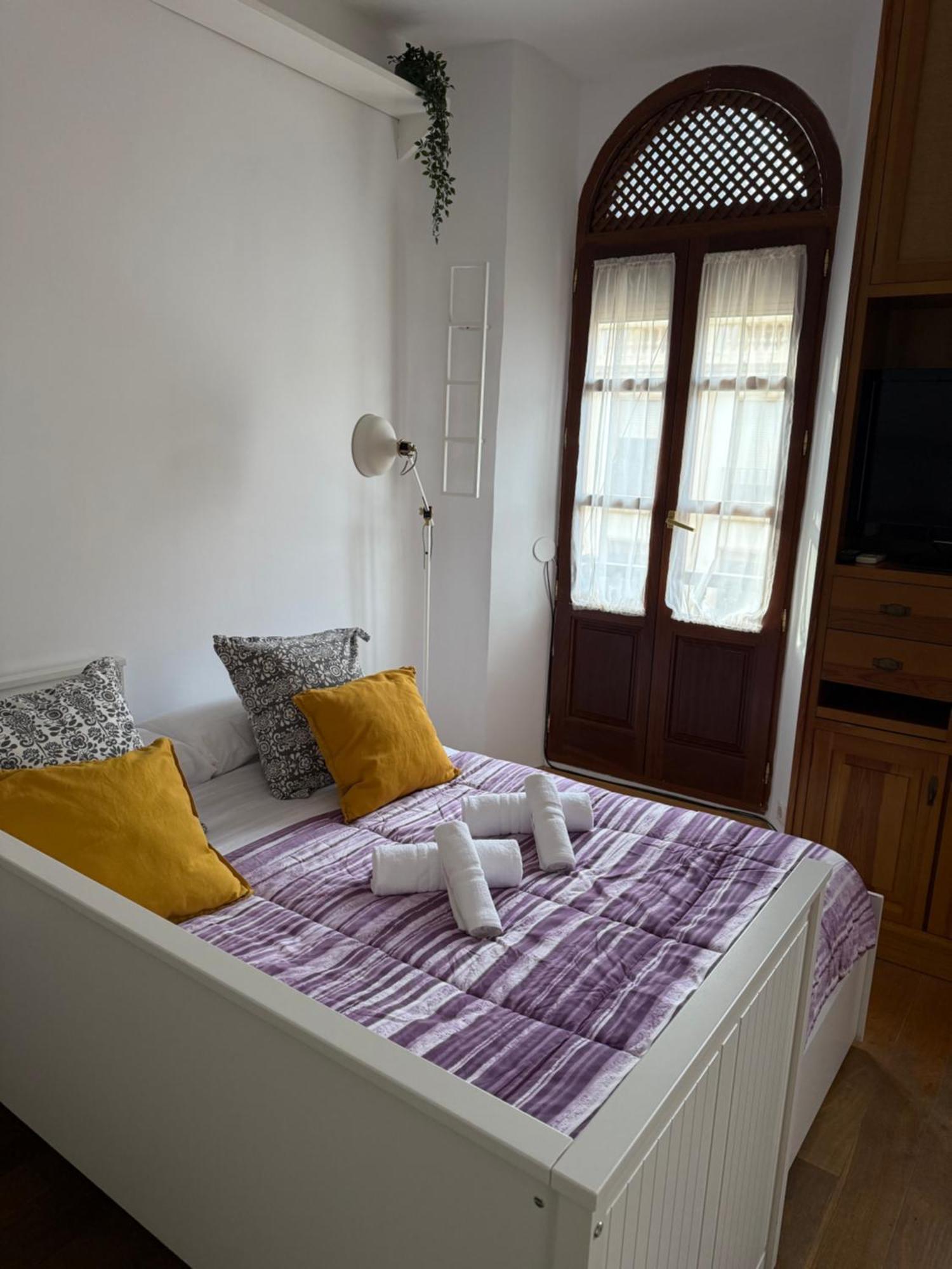 Cozy Studio 6 Min To Alhambra-2 Min To Cathedral Walking Гранада Екстер'єр фото